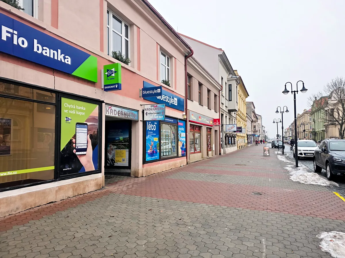 Pronájem obchodního prostoru 36 m²